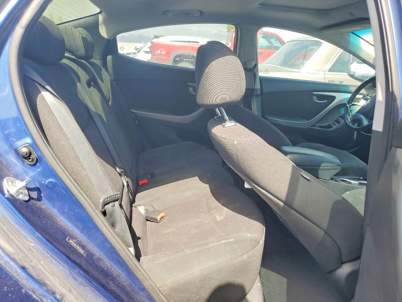 2016 HYUNDAI ELANTRA