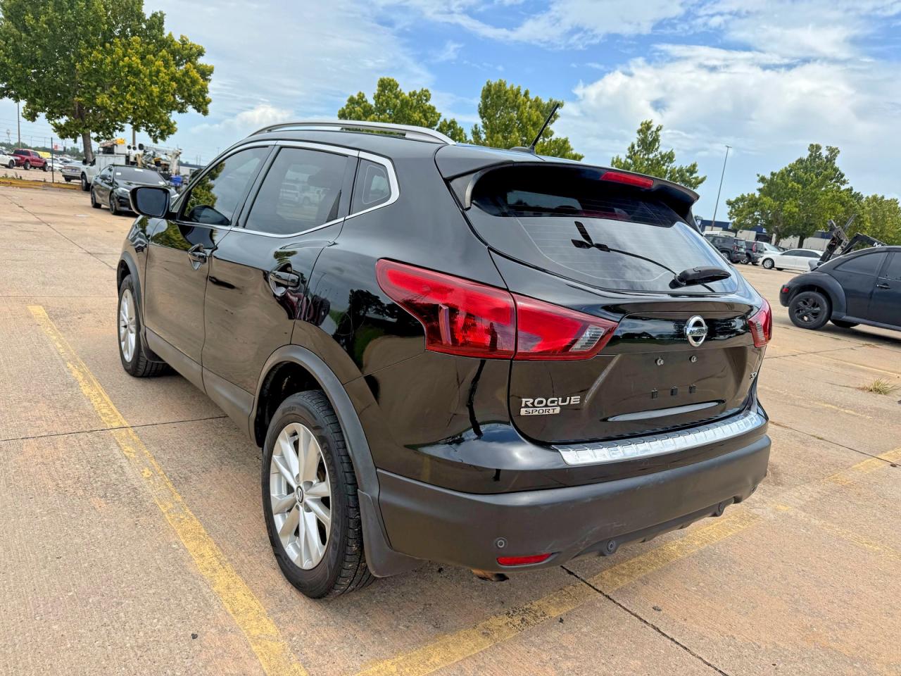 2019 NISSAN ROGUE