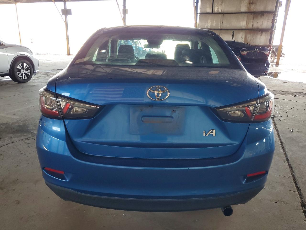 2017 TOYOTA YARIS