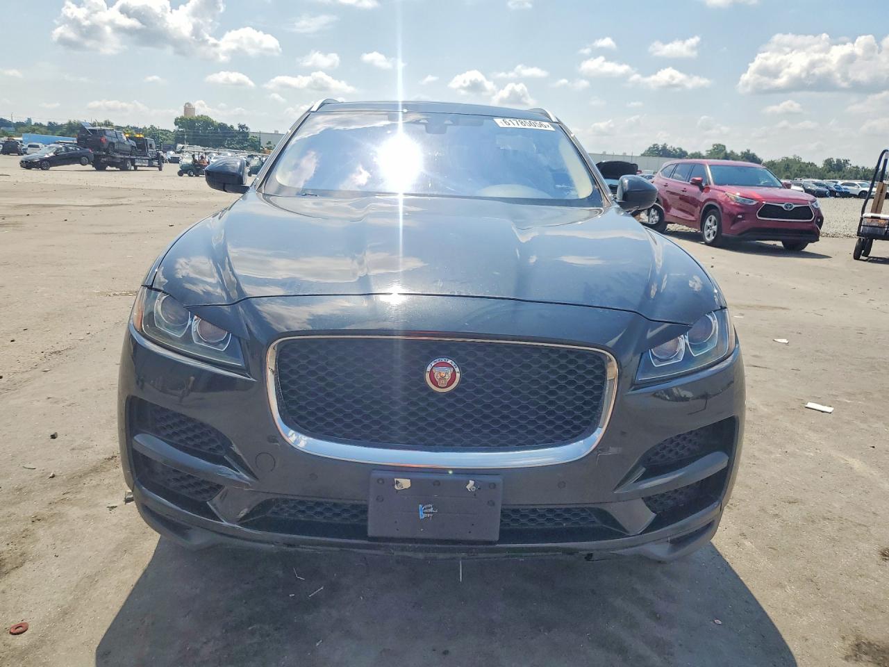 2019 JAGUAR F-PACE