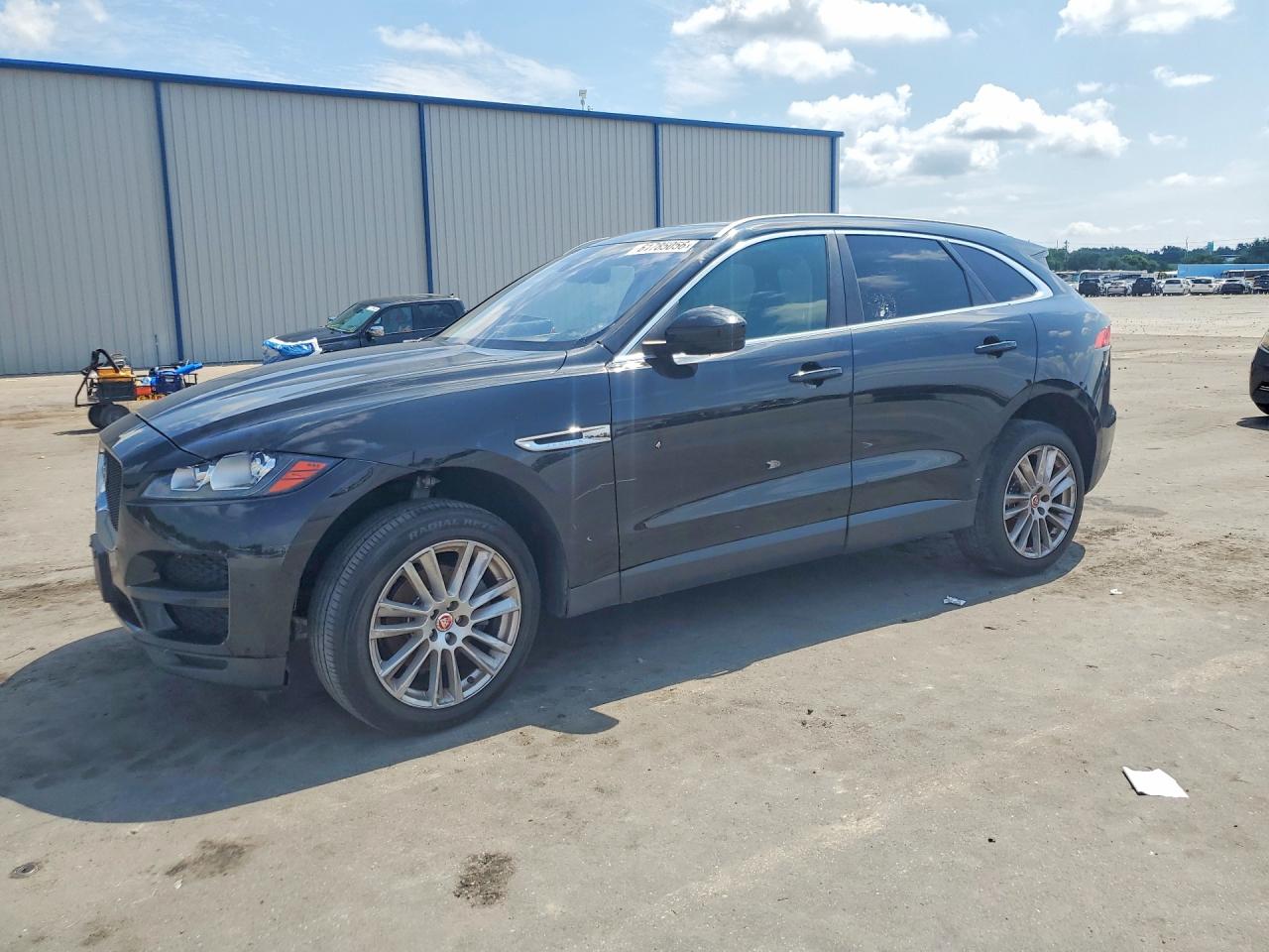 2019 JAGUAR F-PACE