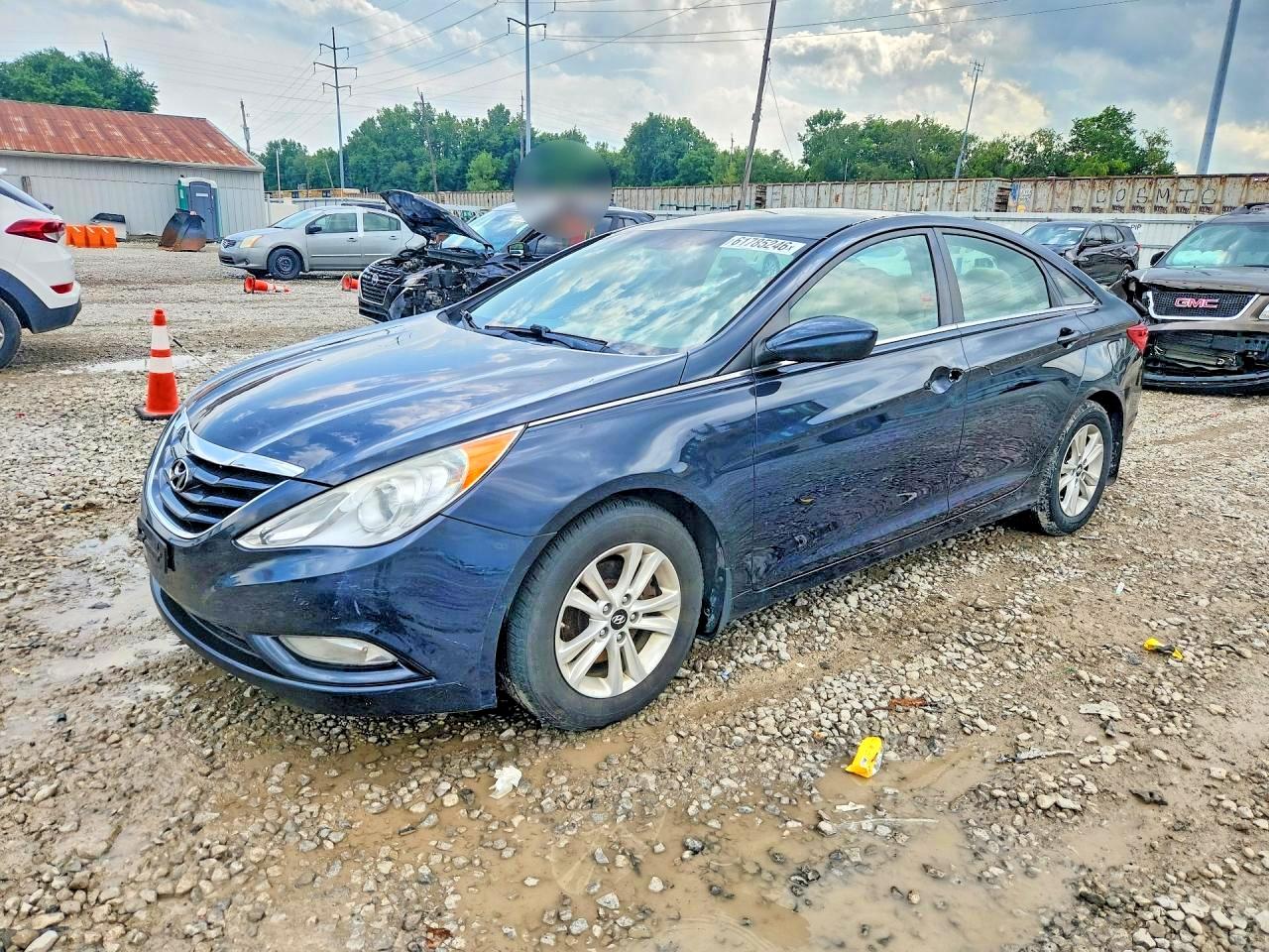 2013 HYUNDAI SONATA