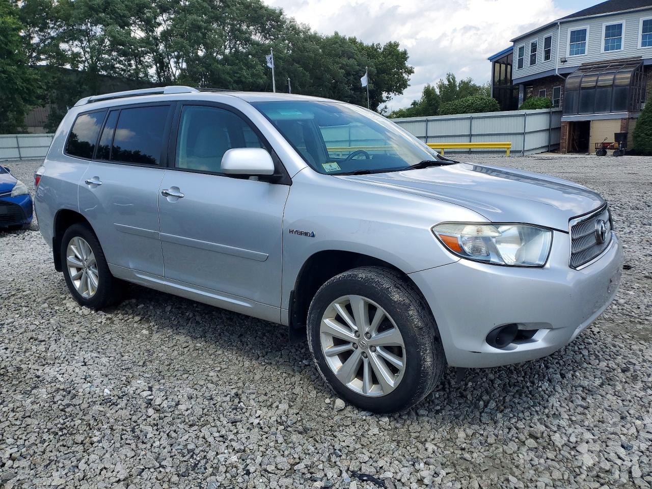 2010 TOYOTA HIGHLANDER