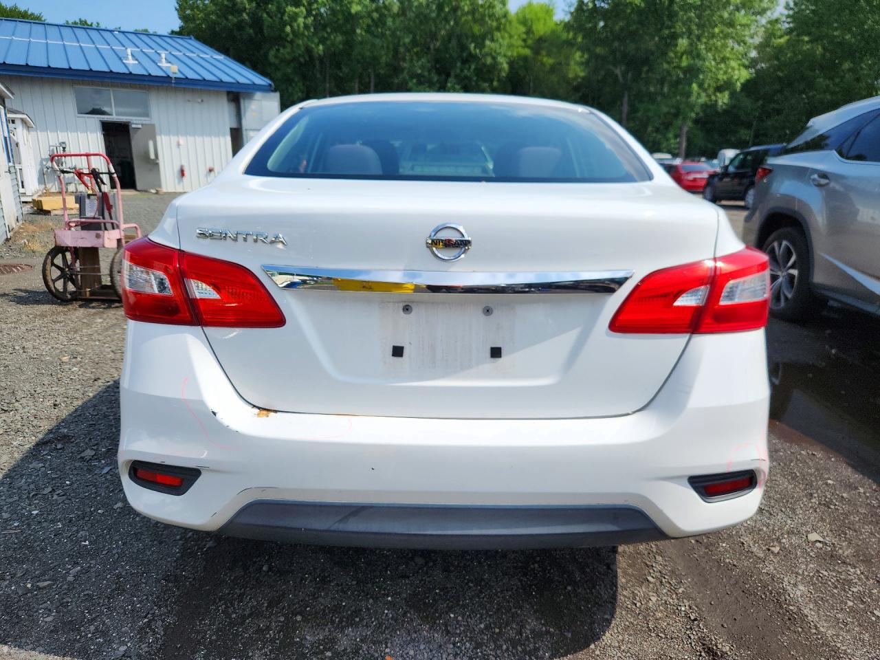 2016 NISSAN SENTRA