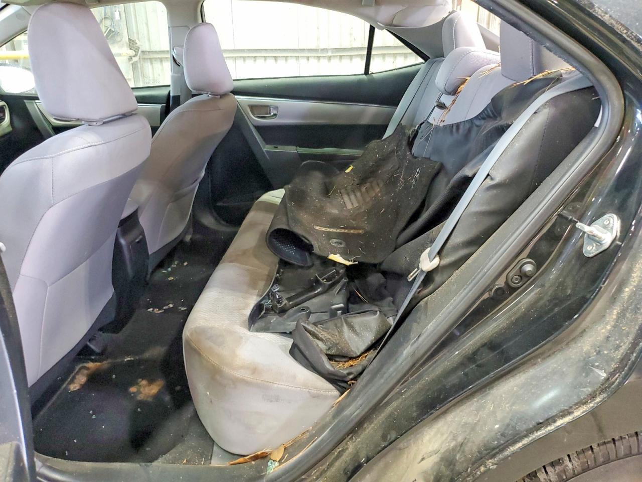 2016 TOYOTA COROLLA