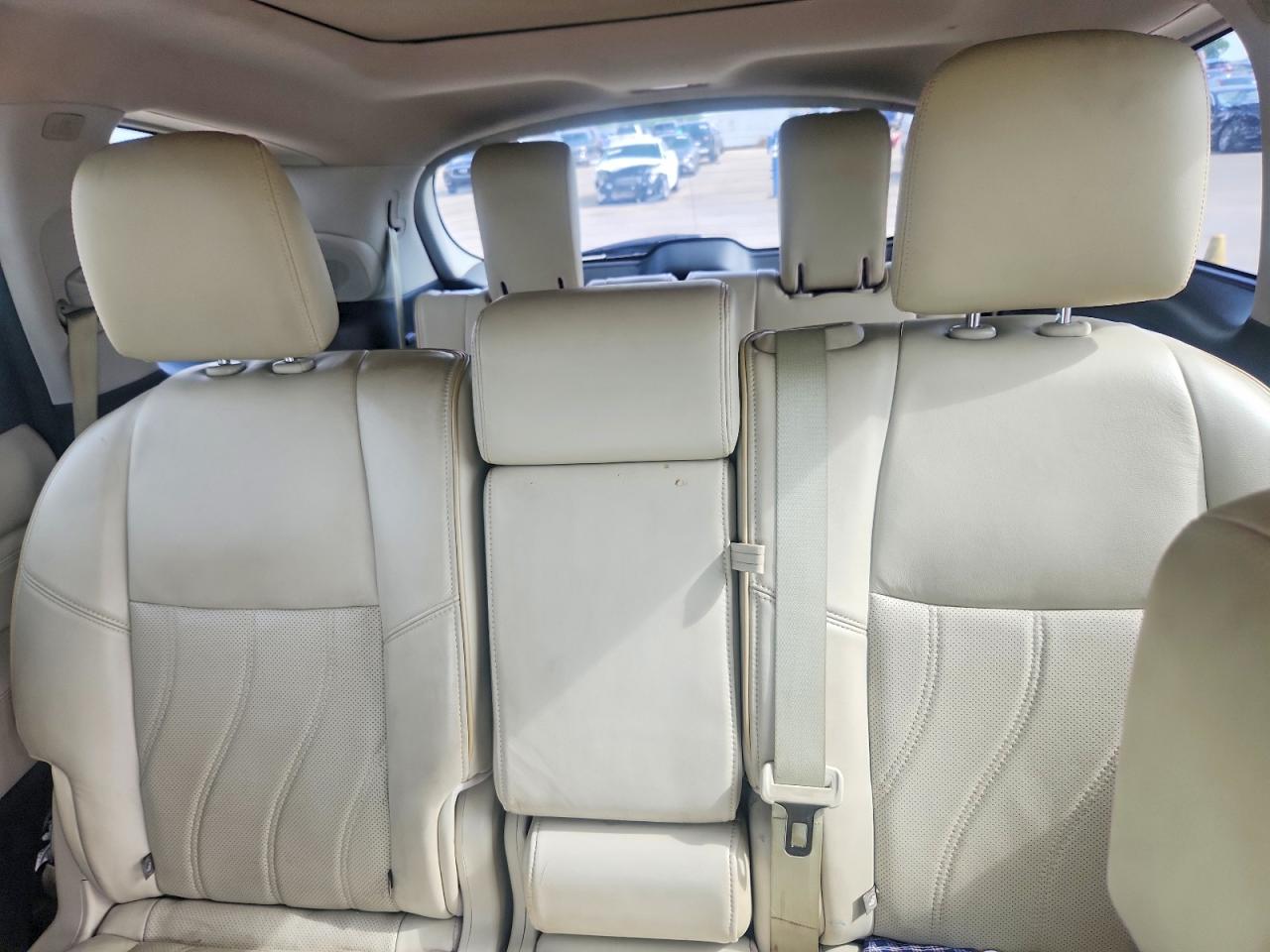 2015 INFINITI QX60 BASE