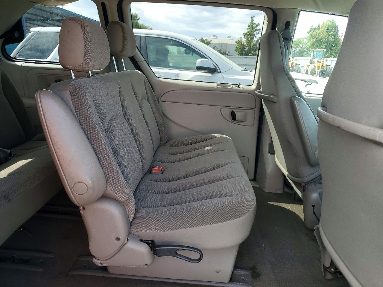 2005 CHRYSLER MINIVAN