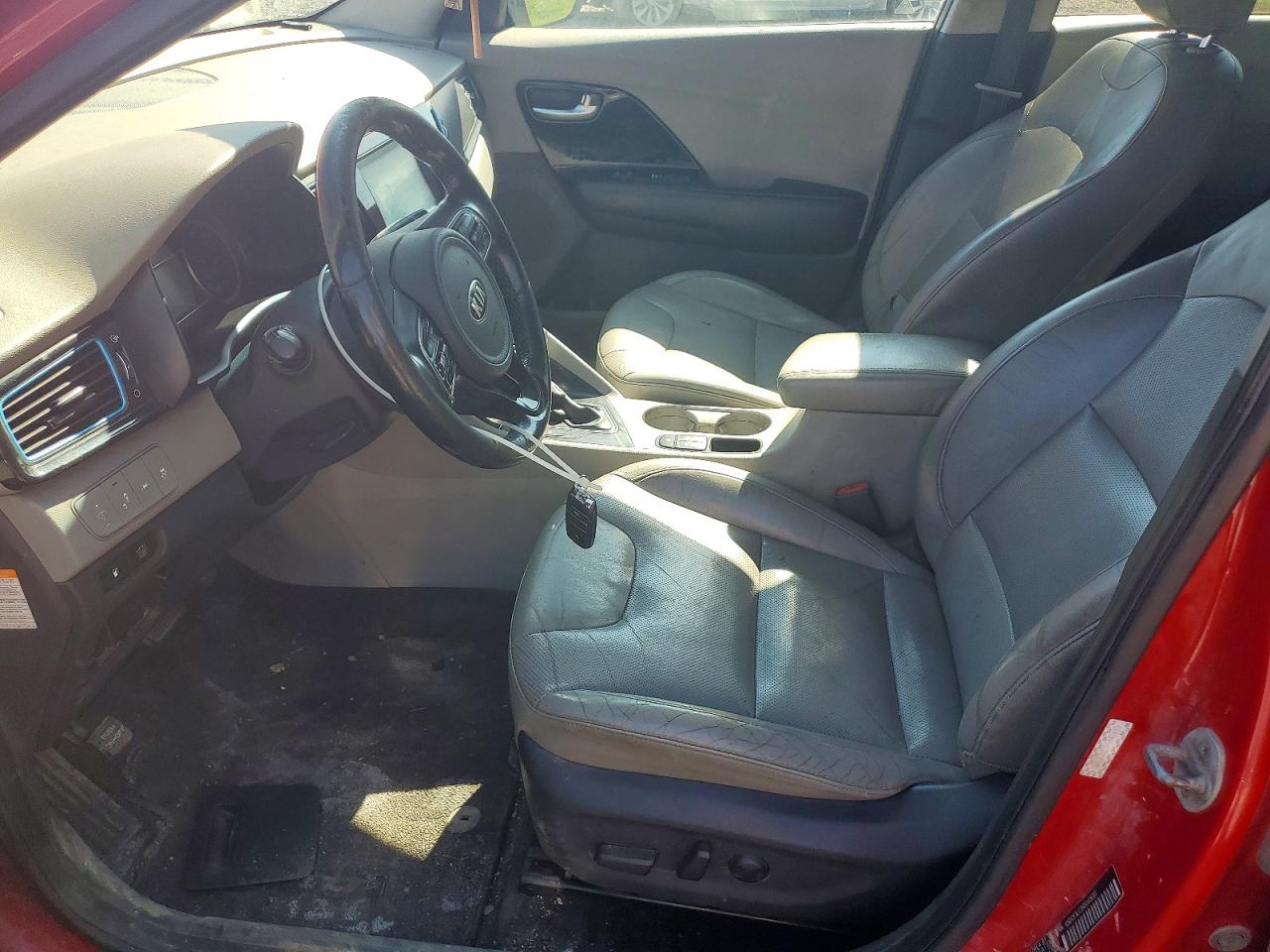 2017 KIA NIRO