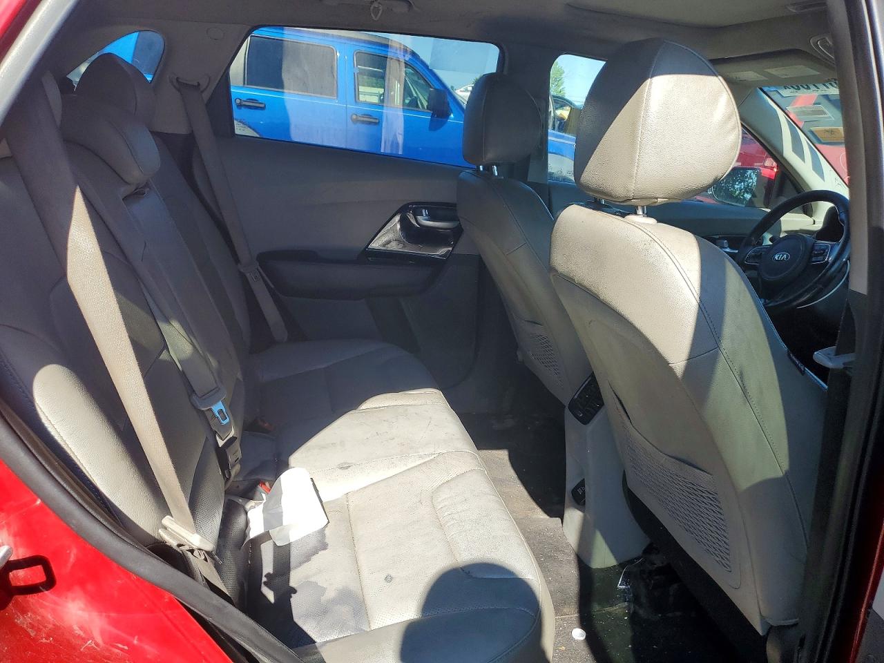 2017 KIA NIRO