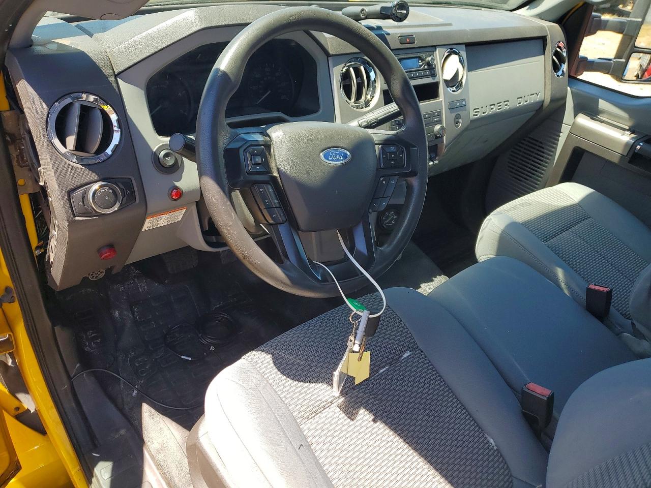 2022 FORD F650