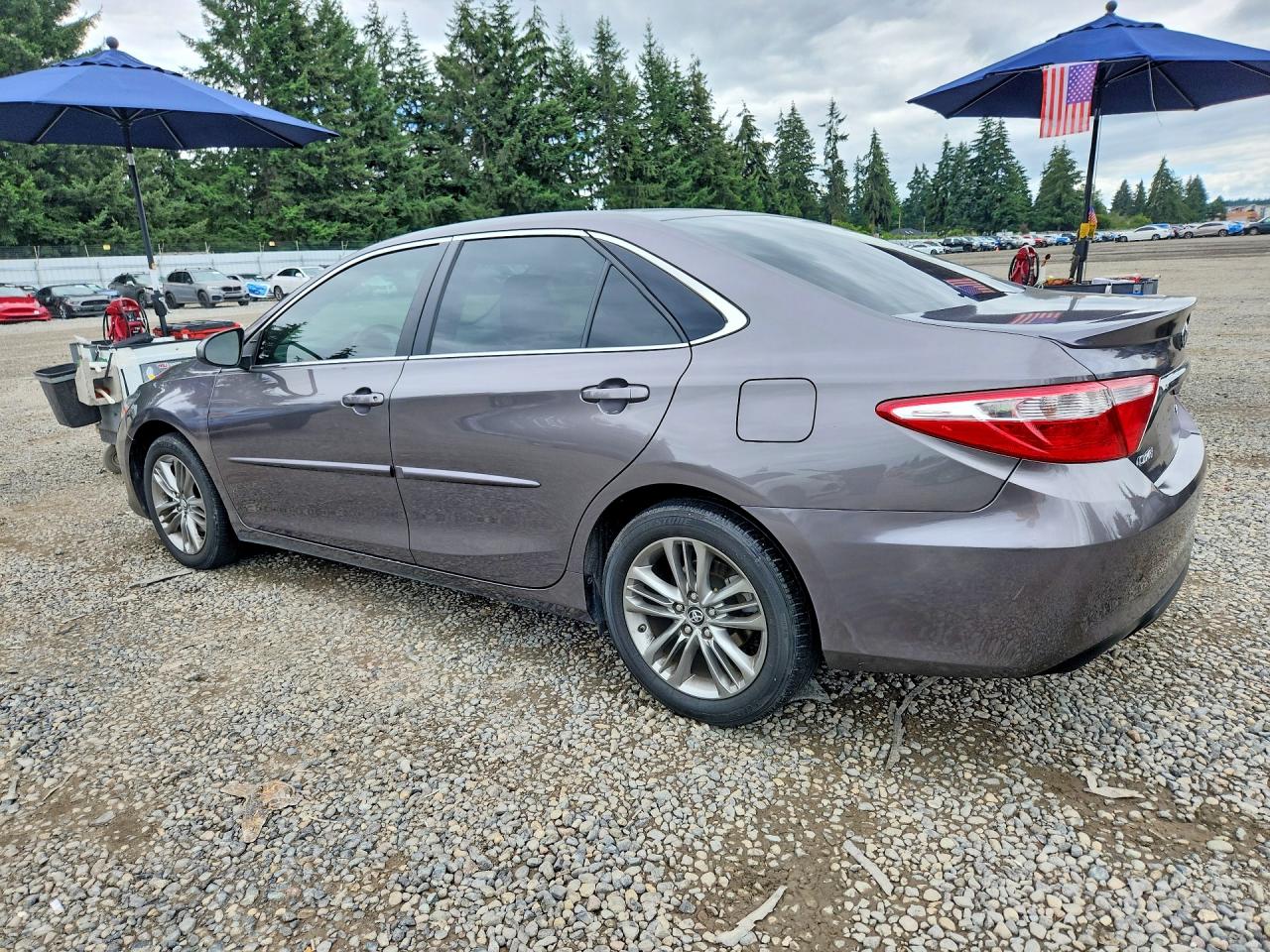 2017 TOYOTA CAMRY