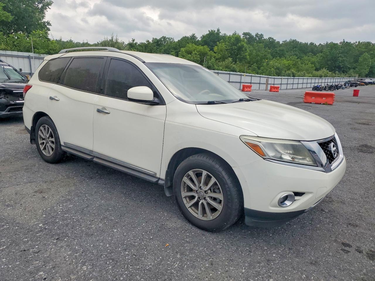 2014 NISSAN PATHFINDER