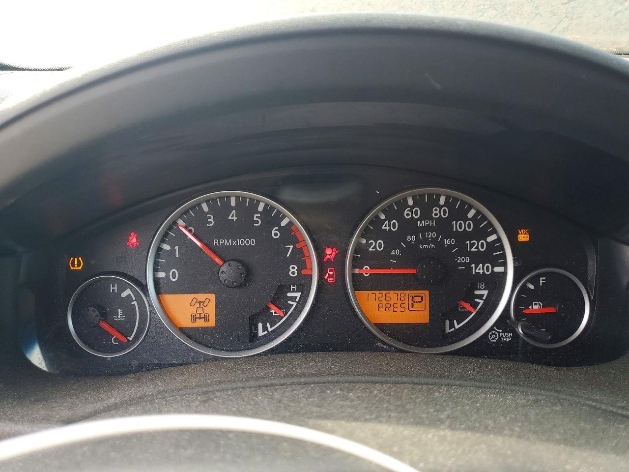 2011 NISSAN PATHFINDER