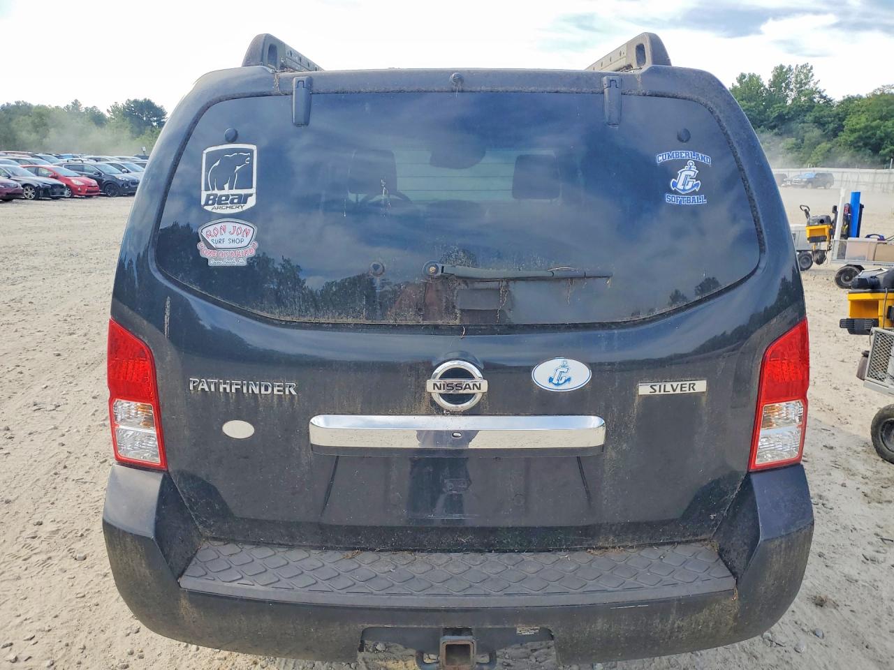 2011 NISSAN PATHFINDER