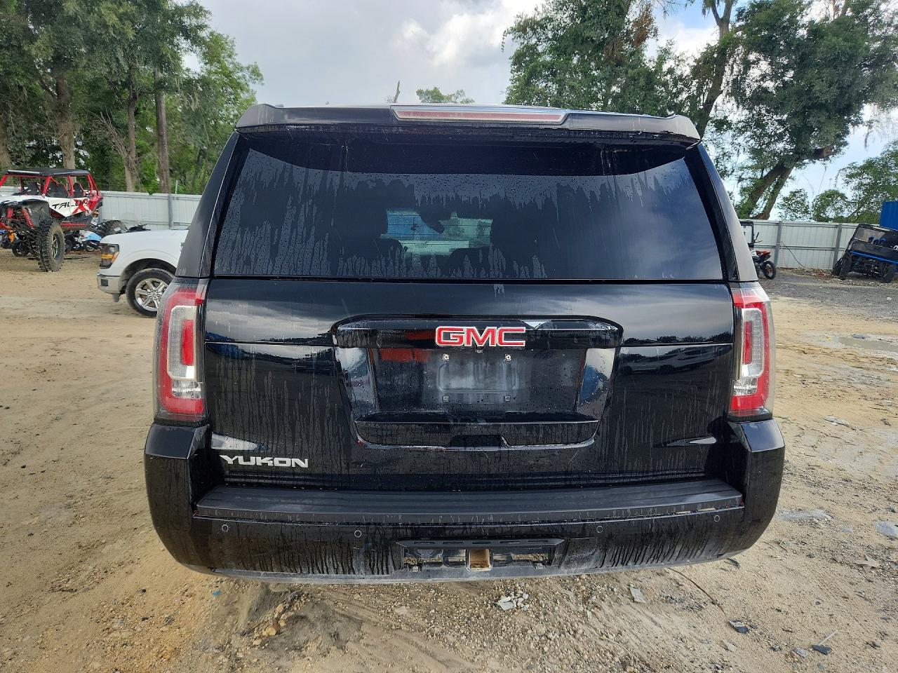 2015 GMC YUKON