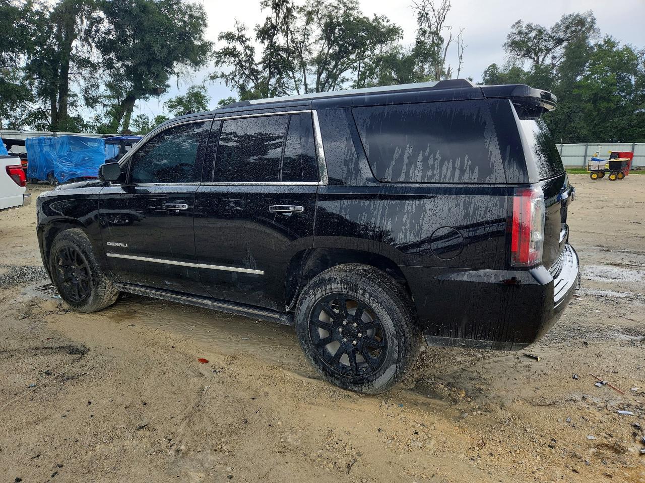 2015 GMC YUKON