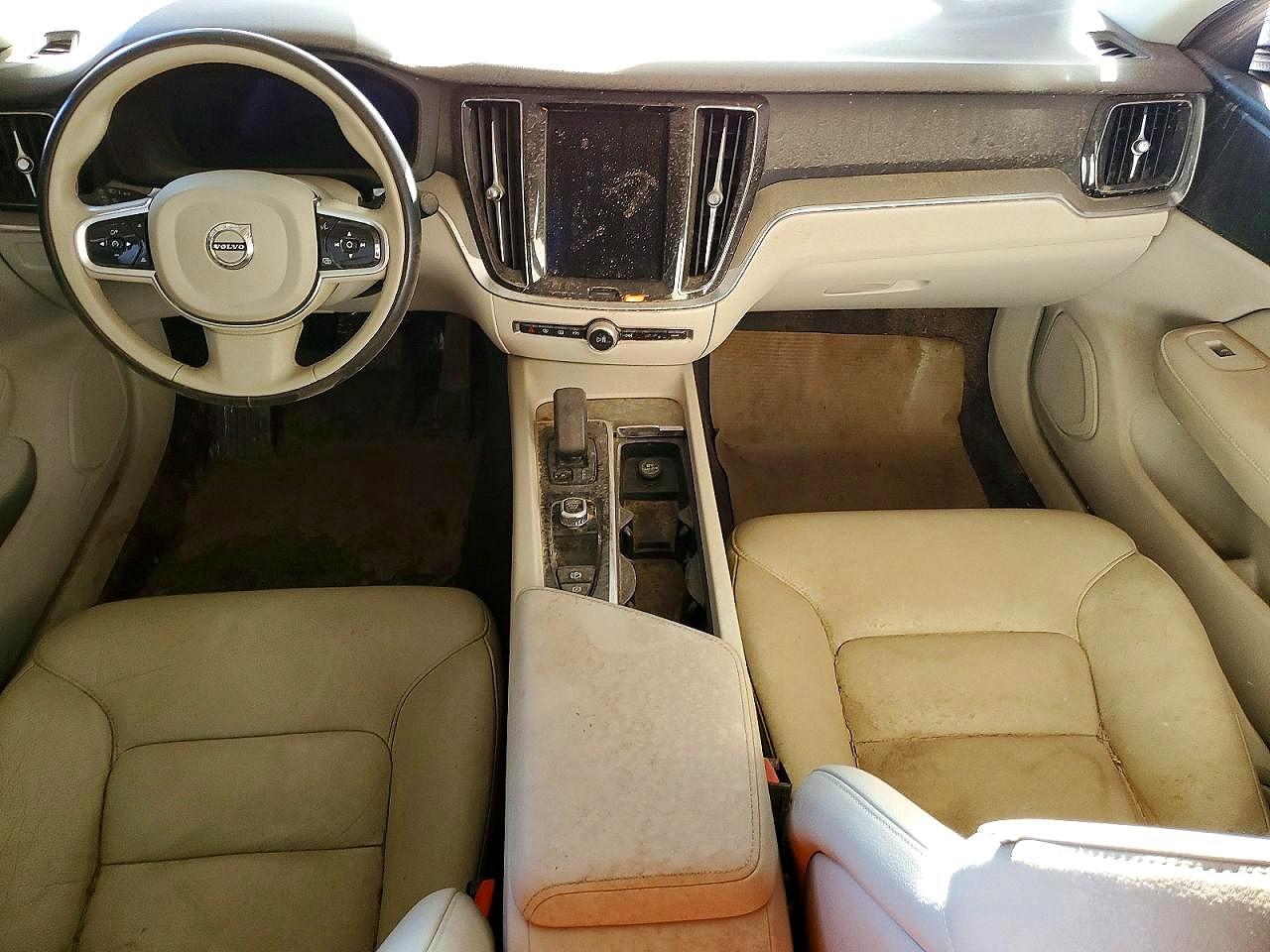 2024 VOLVO S60