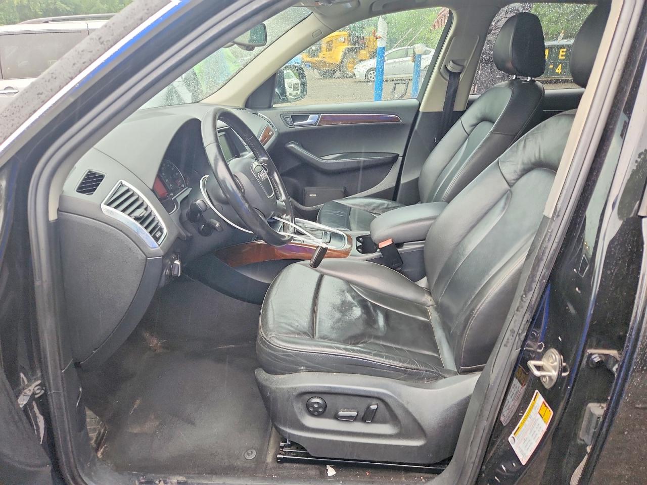 2012 AUDI Q5