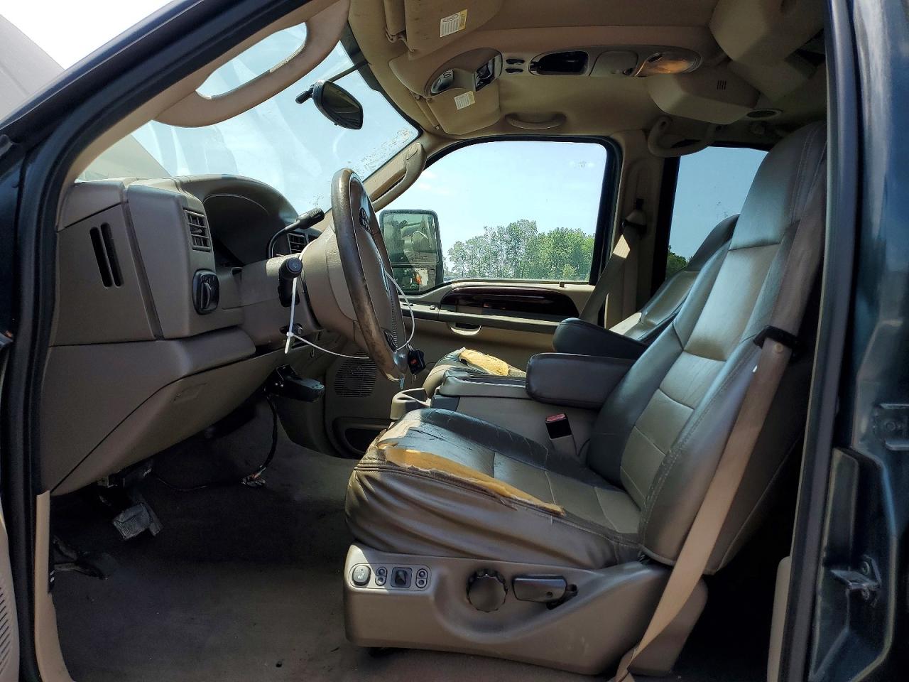 2003 FORD EXCURSION