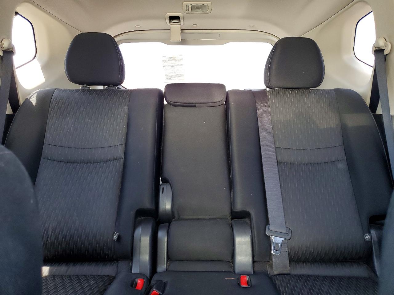 2017 NISSAN ROGUE