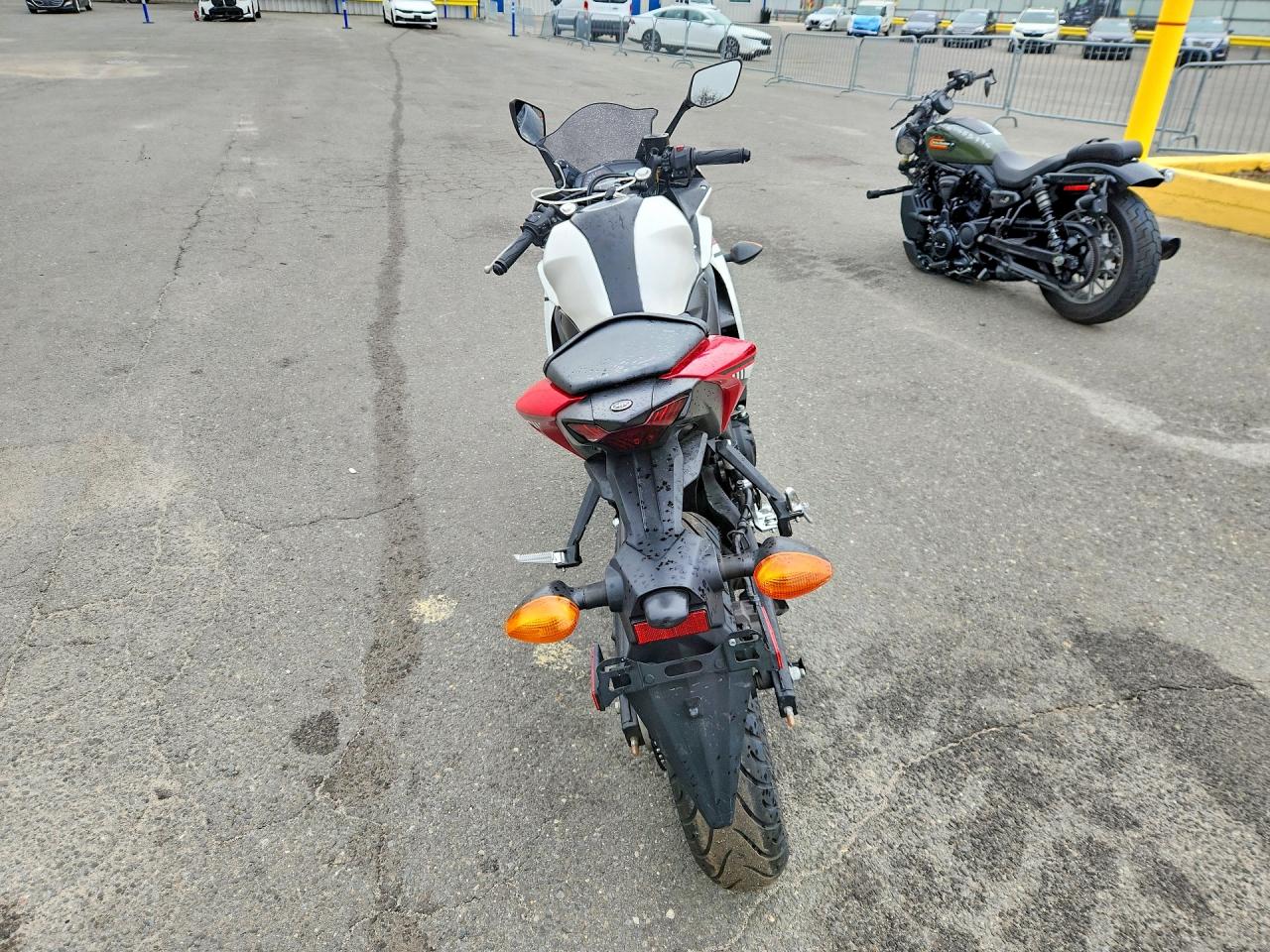 2016 YAMAHA YZF600