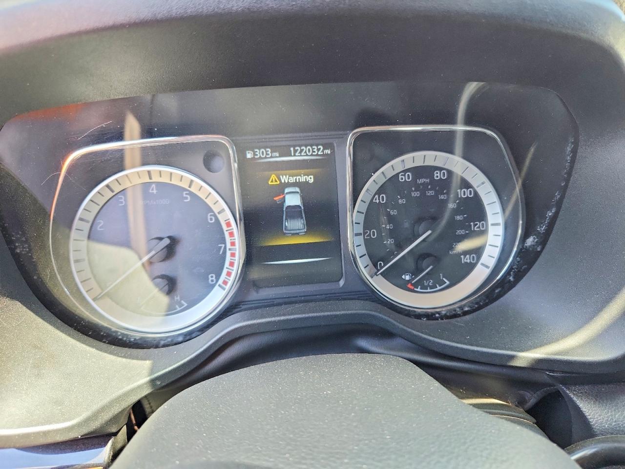 2017 NISSAN TITAN