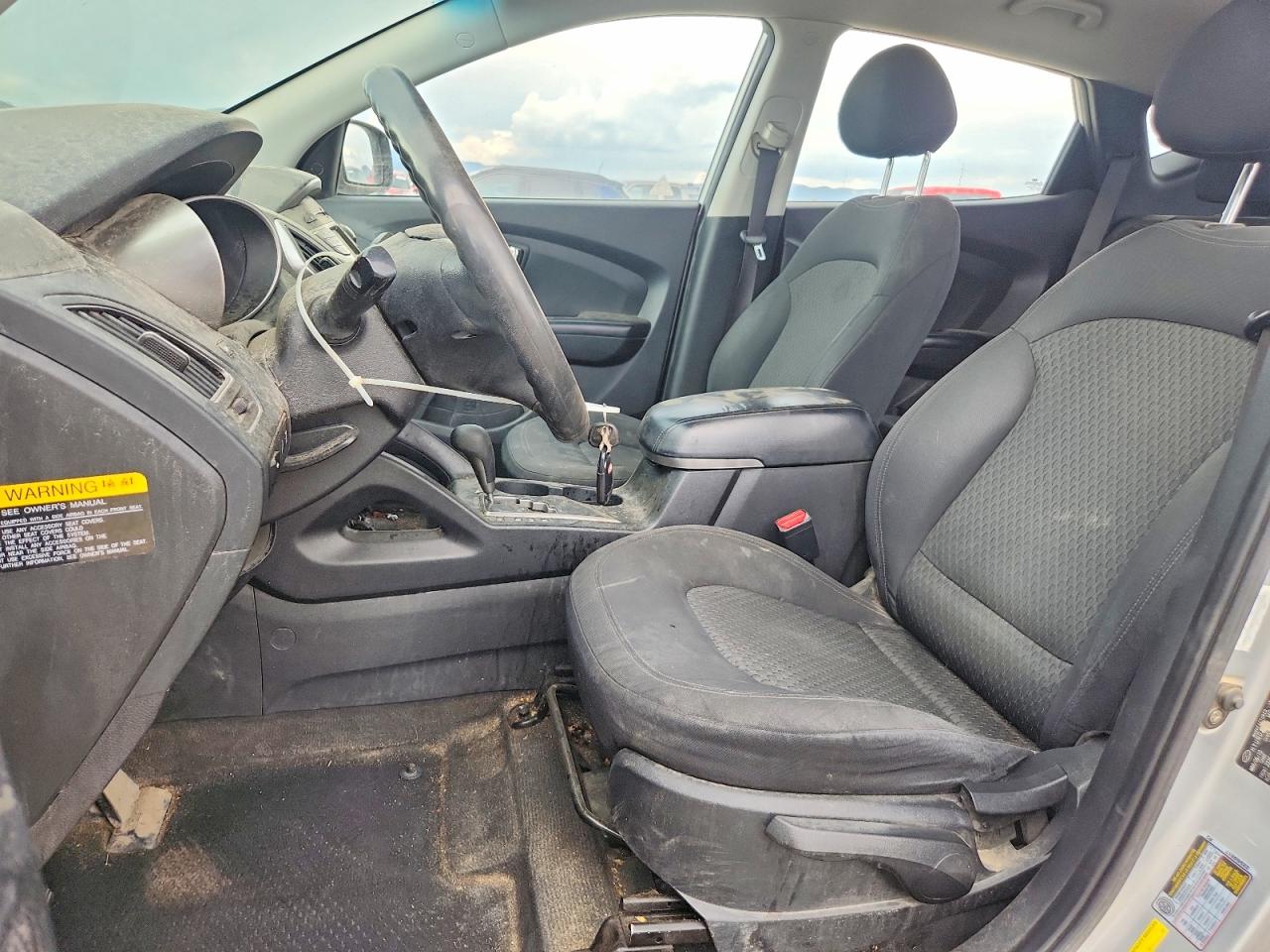 2010 HYUNDAI TUCSON