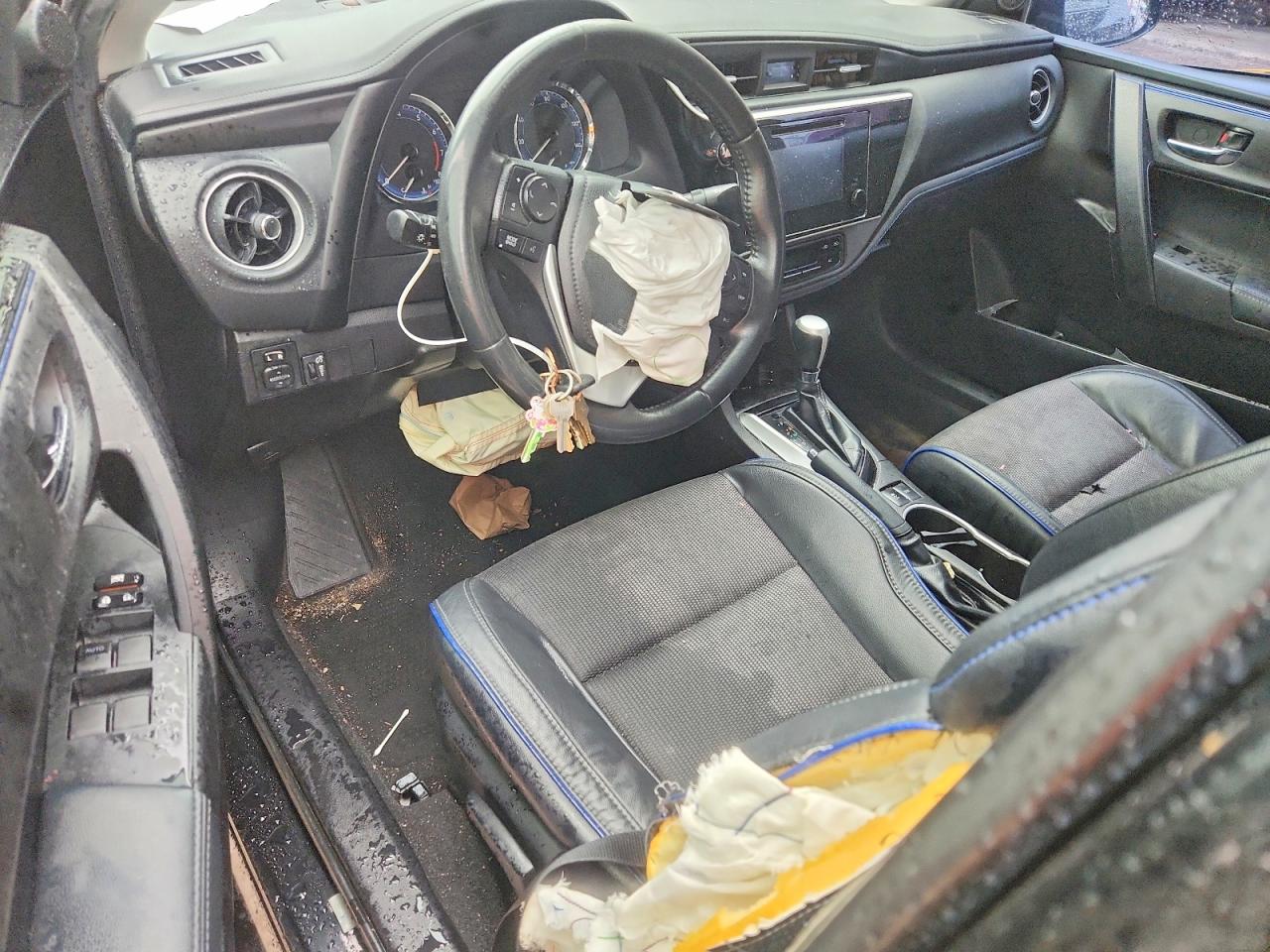 2019 TOYOTA COROLLA