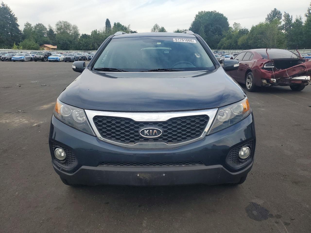 2013 KIA SORENTO