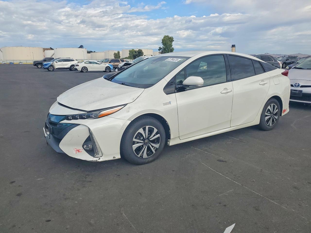 2017 TOYOTA PRIUS
