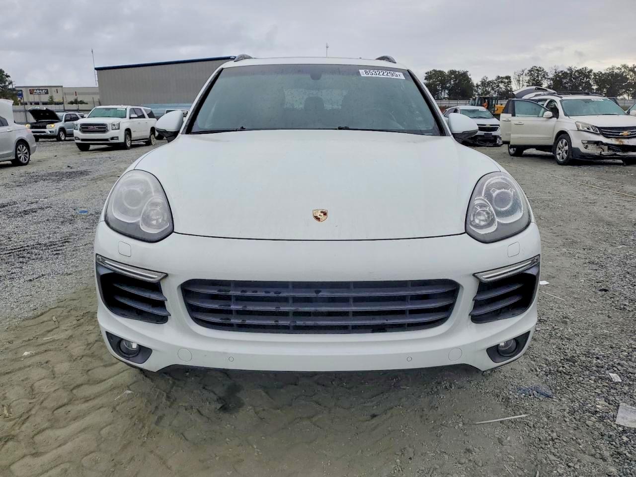 2017 PORSCHE CAYENNE