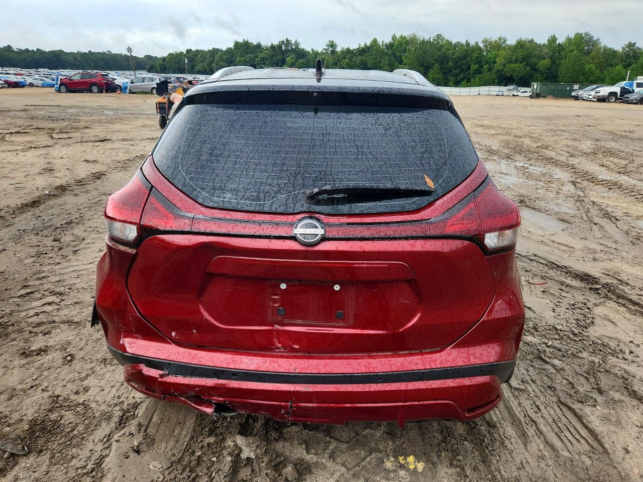 2022 NISSAN KICKS