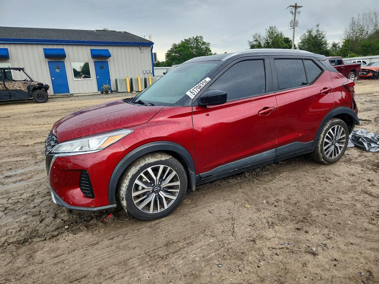 2022 NISSAN KICKS
