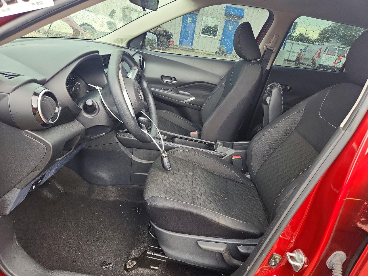 2022 NISSAN KICKS