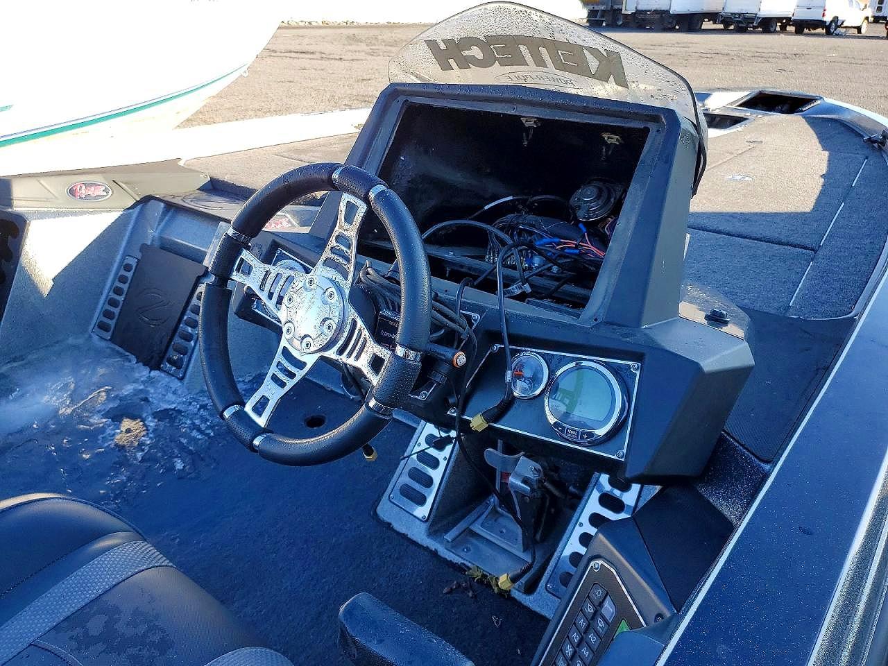 2021 ROUNDTIONS Boat