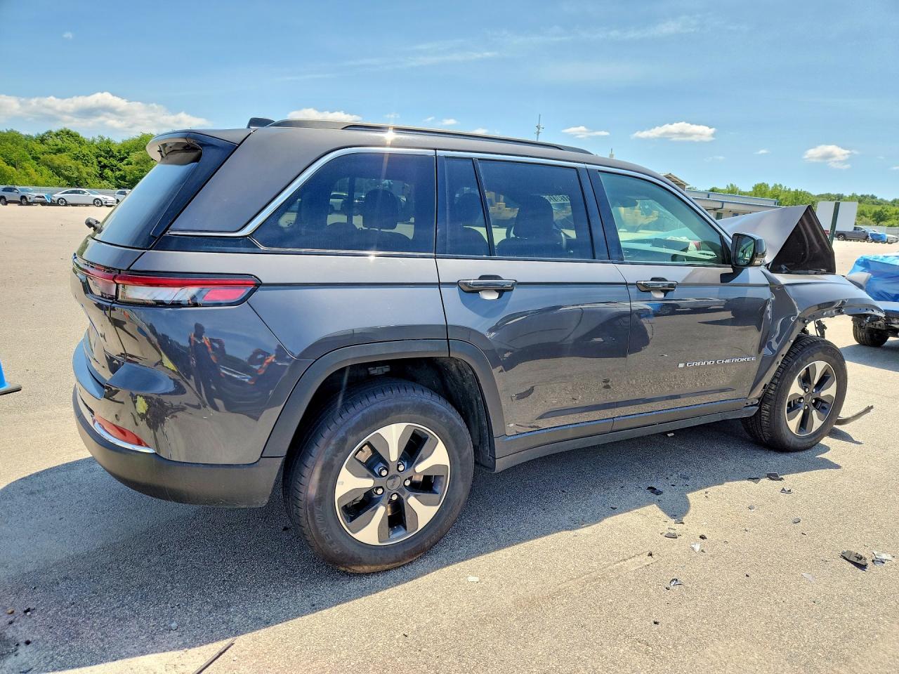 2024 JEEP CHEROKEE