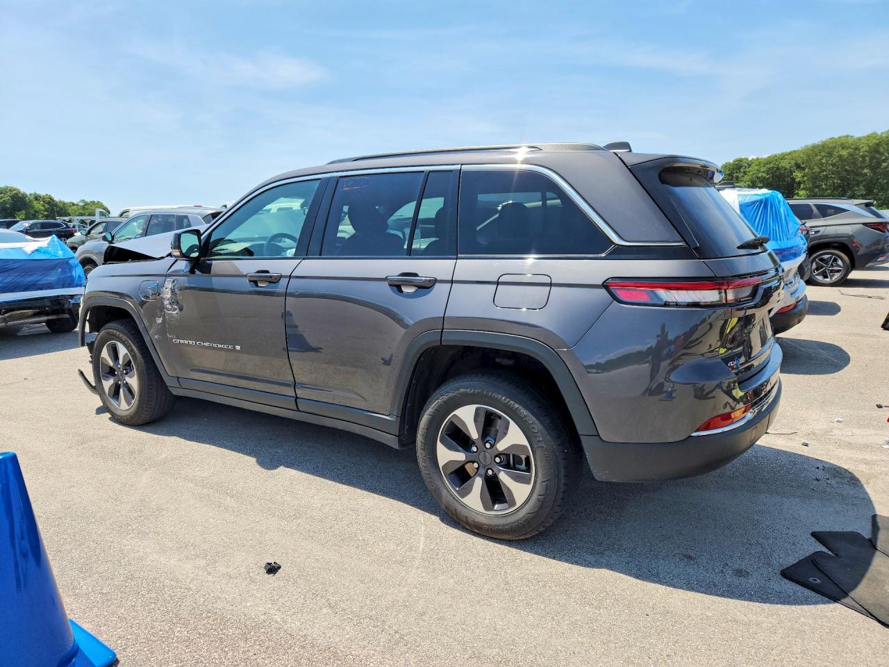 2024 JEEP CHEROKEE