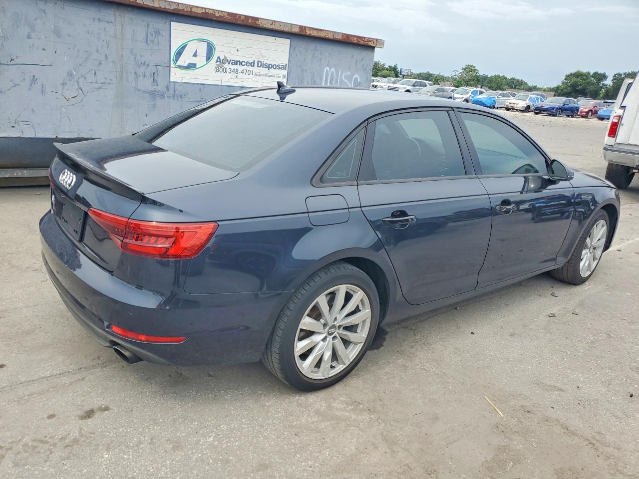 2017 AUDI A4