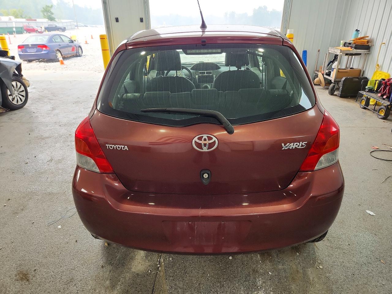 2010 TOYOTA YARIS