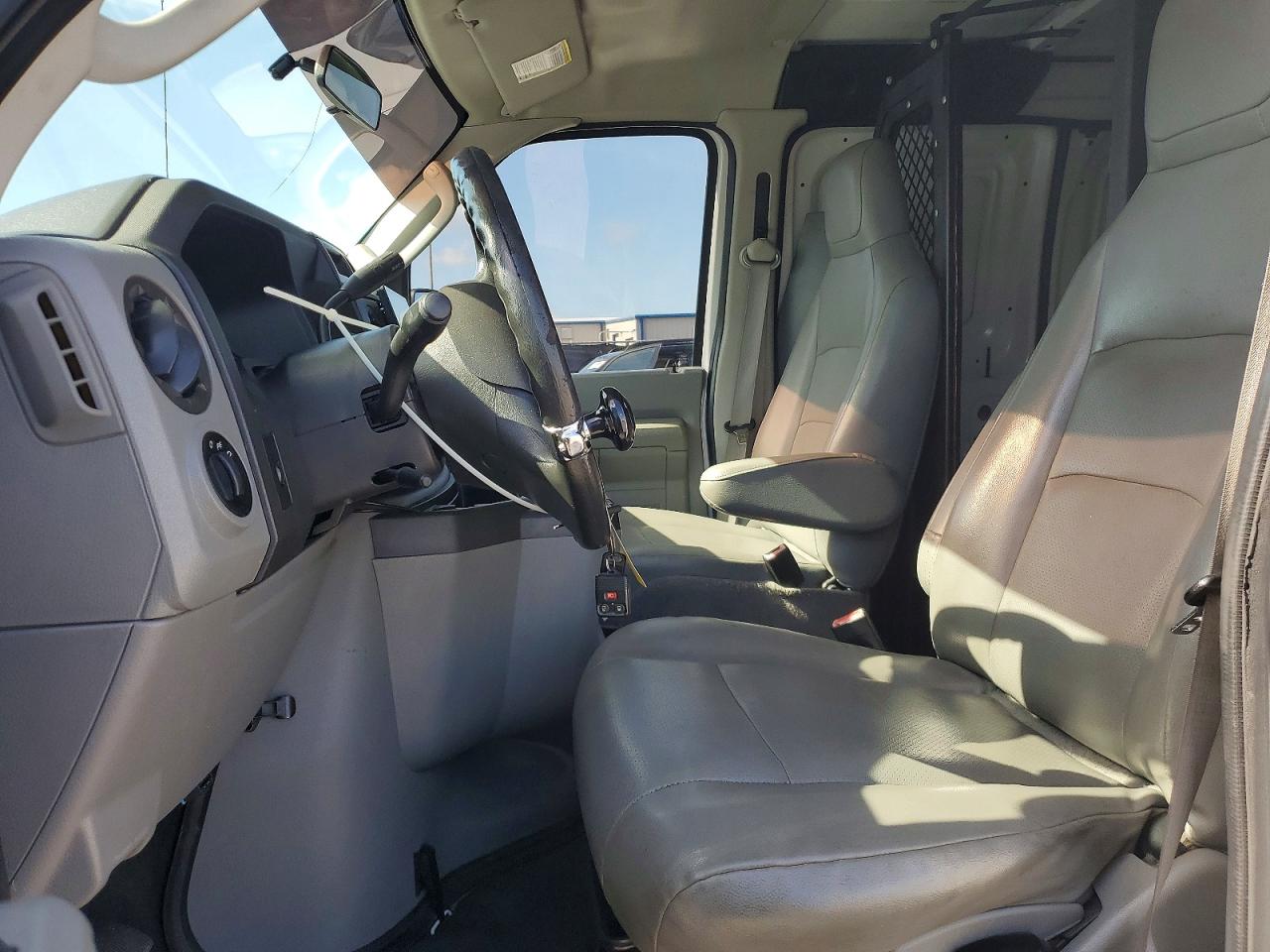 2014 FORD ECONOLINE