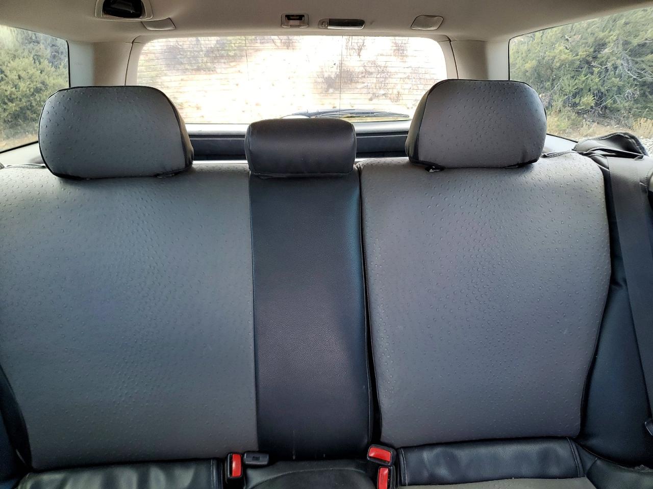 2005 SUBARU LEGACY
