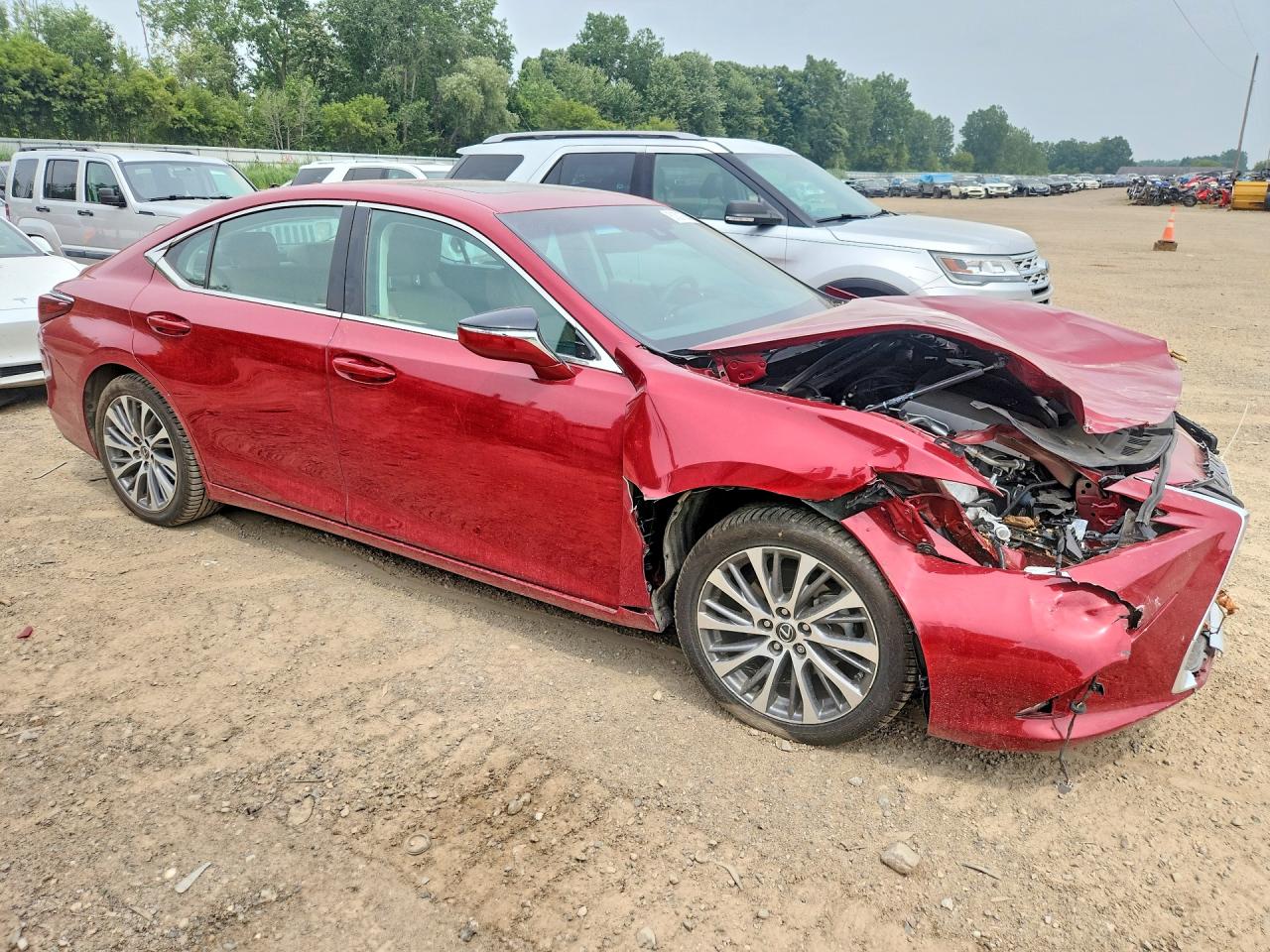 2019 LEXUS ES350