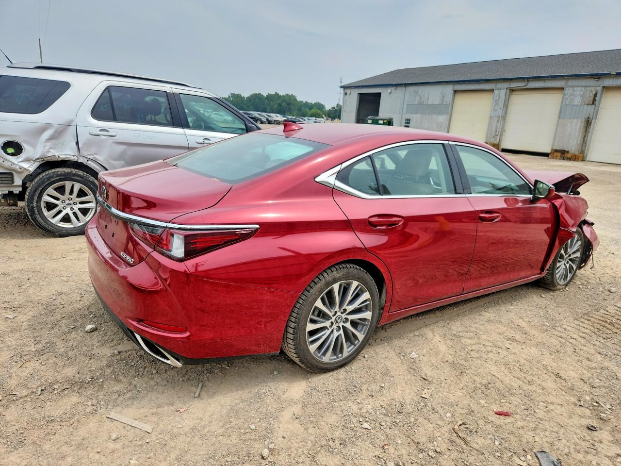 2019 LEXUS ES350