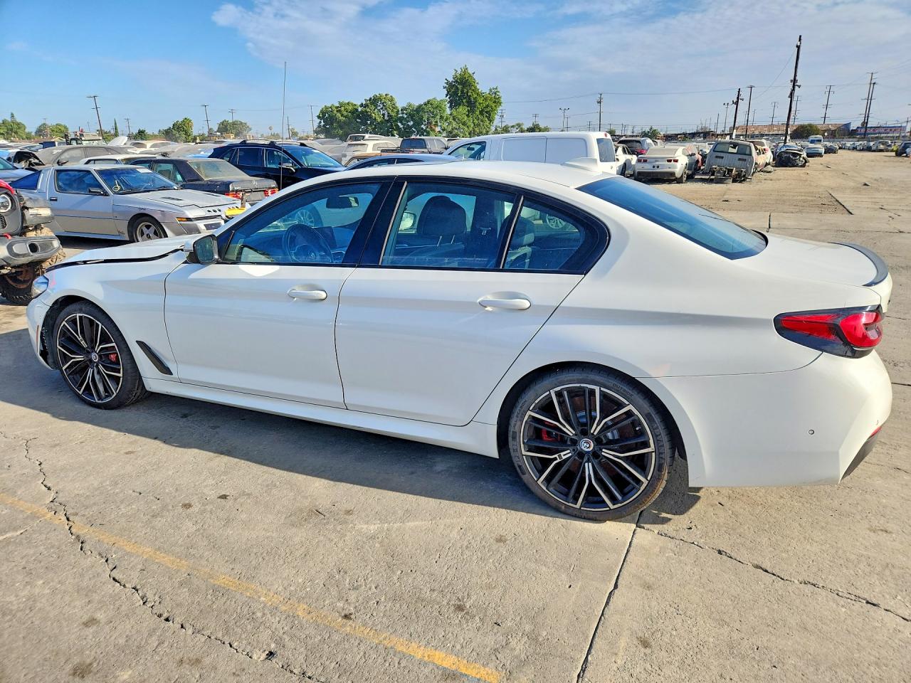 2023 BMW M5