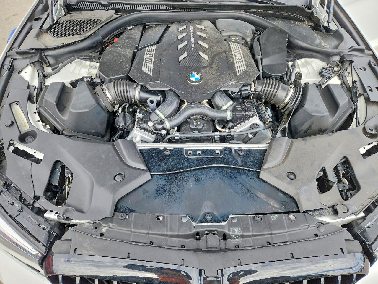2023 BMW M5
