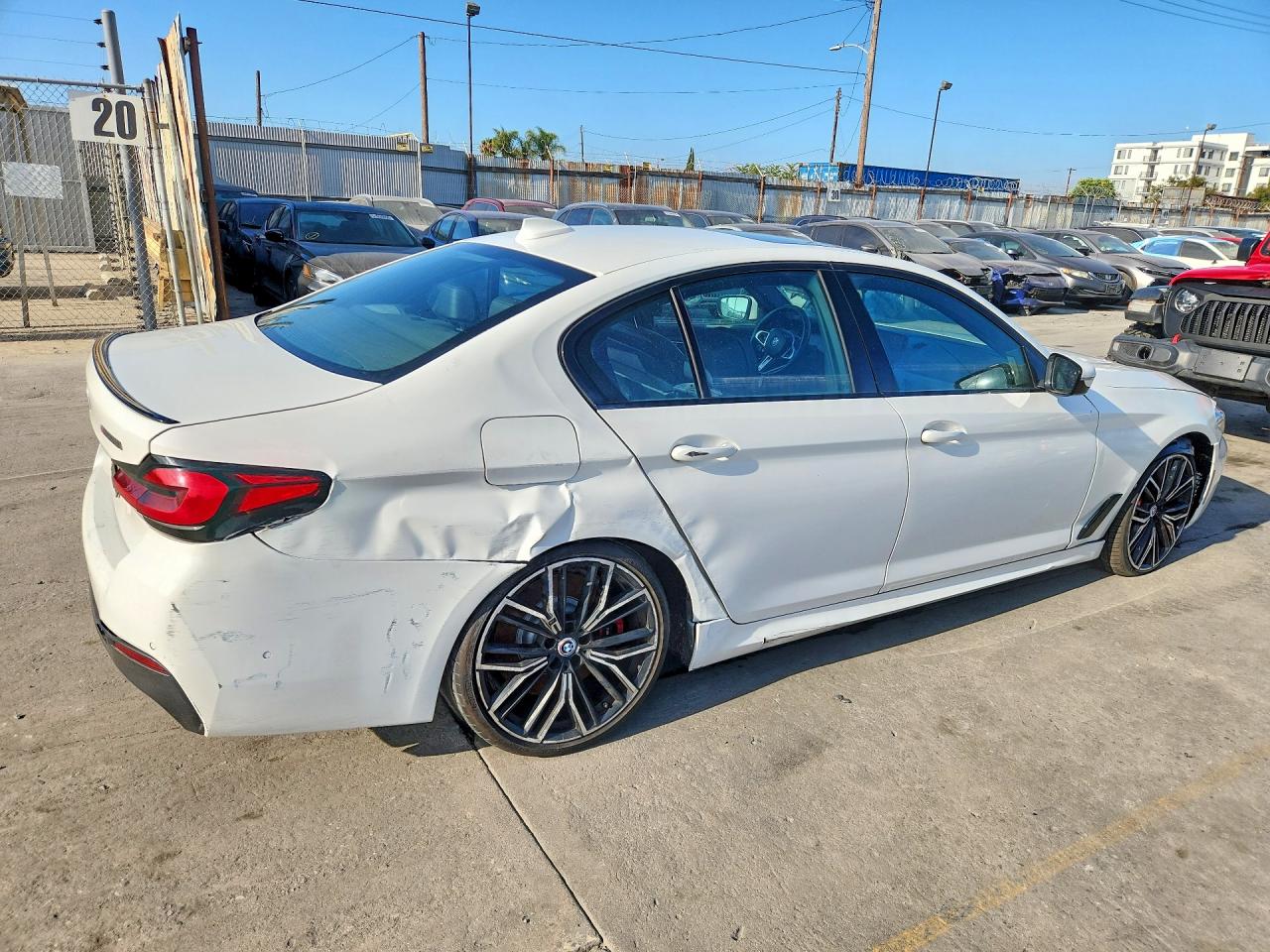 2023 BMW M5