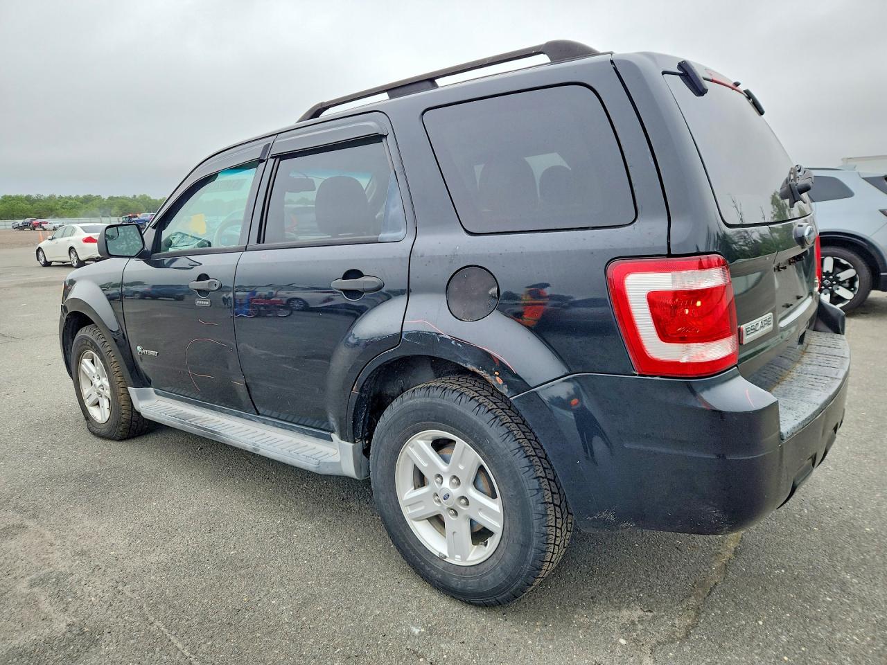 2010 FORD ESCAPE