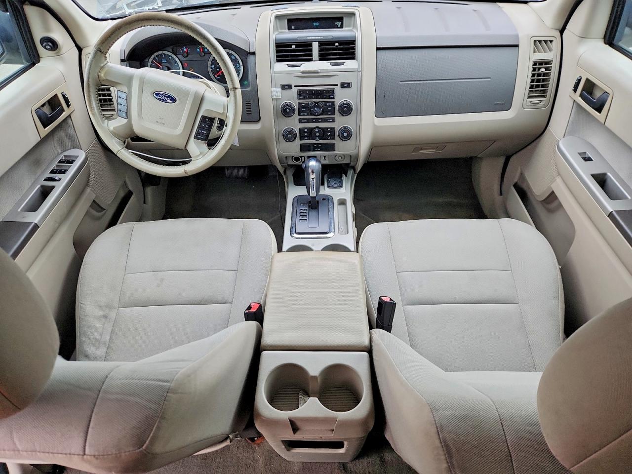 2010 FORD ESCAPE