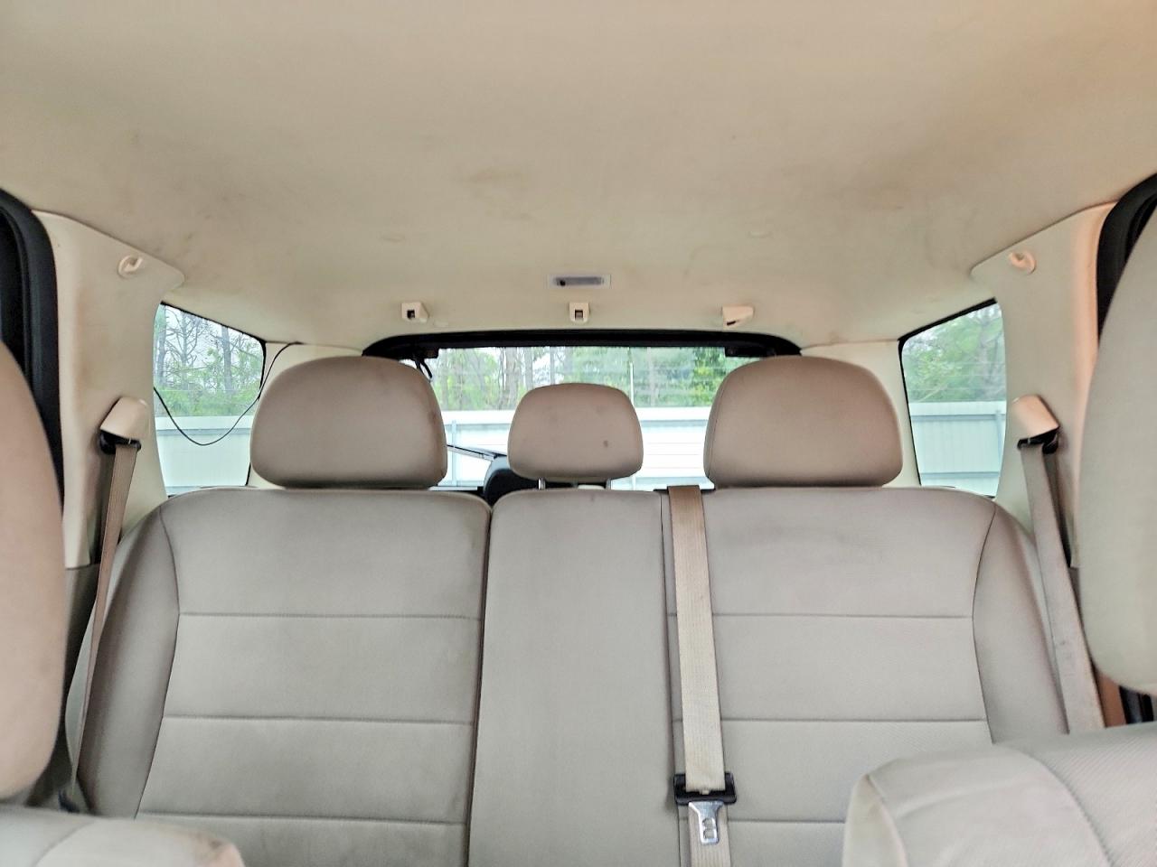 2010 FORD ESCAPE