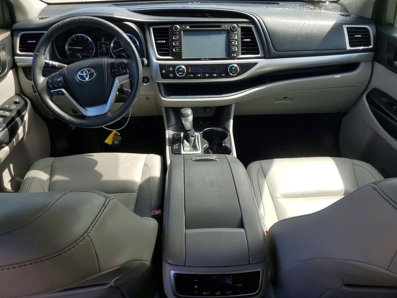 2015 TOYOTA HIGHLANDER